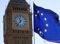 '손 얼마나 잡을까'…英, EU와 이혼 5년만에 관계 재설정 고심