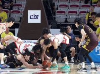 '리버스 스윕' SK vs '첫 우승' LG…17일 운명의 챔프 7차전